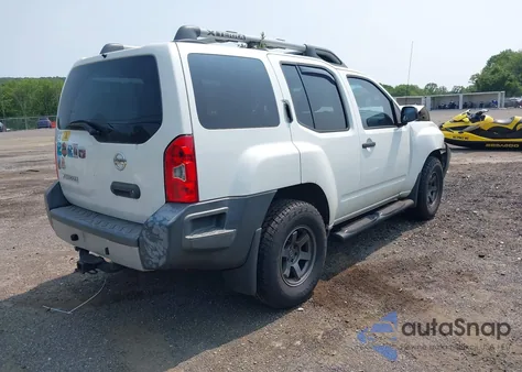 2015 Nissan Xterra X from USA, damaged, VIN 5N1AN0NW4FN667096